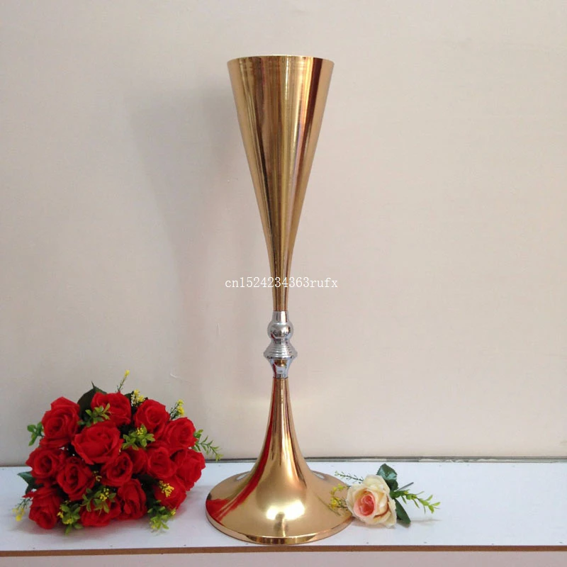 10pcs Wedding Centerpiece Decoration Road Lead Flower Vase Wedding Road Lead Flower Shelf Gold Table Stand 70cm / 27.6"
10pcs Wedding Centerpiece Decoration Road Lead Flower Vase Wedding Road Lead Flower Shelf Gold Table Stand 70cm / 27.6"