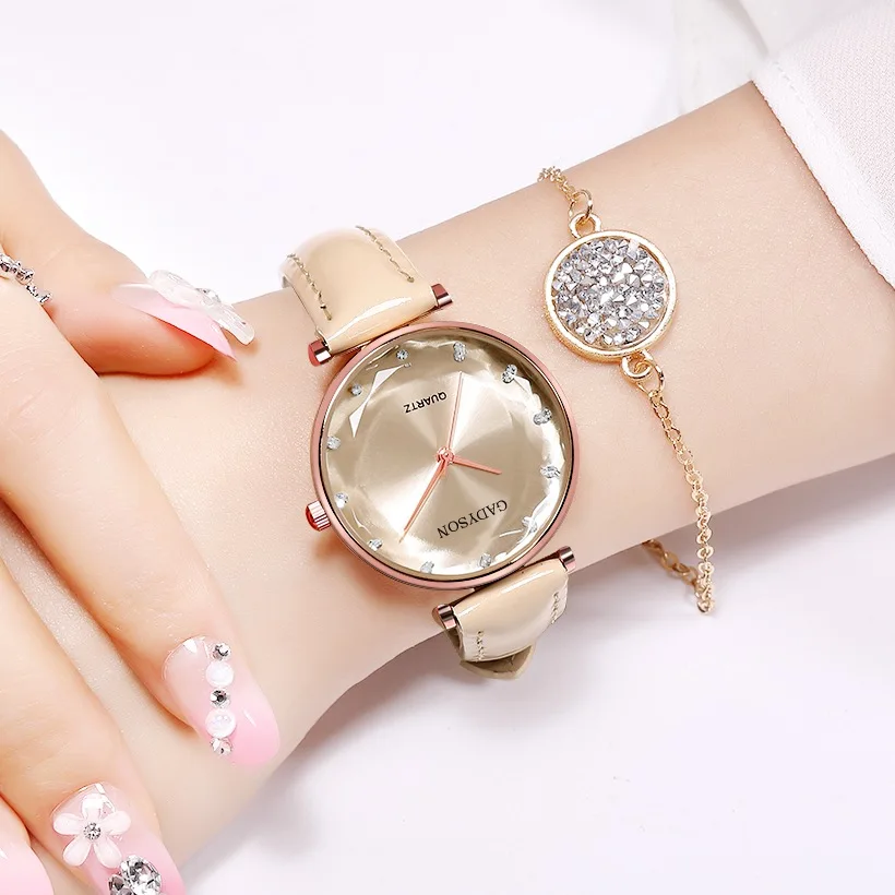 Fashion Crystal Women Watch Luxury Brand New Genuine Patent Leather Strap Quartz Wrist Watch Women Rose Gold Relogio Feminino
Fashion Crystal Women Watch Luxury Brand New Genuine Patent Leather Strap Quartz Wrist Watch Women Rose Gold Relogio Feminino