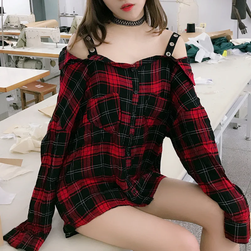 Black Red Plaid Shirt Women Casual Vintage Plaid Spaghetti Strap Sexy Loose Retro Punk Goth Blouses Streetwear
Black Red Plaid Shirt Women Casual Vintage Plaid Spaghetti Strap Sexy Loose Retro Punk Goth Blouses Streetwear