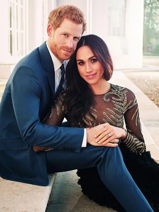 Prince Harry and Meghan Markle 5D DIY Diamond Painting Full Rhinestone Mosaic Cross Stitch Diamond Embroidery wedding decor
Prince Harry and Meghan Markle 5D DIY Diamond Painting Full Rhinestone Mosaic Cross Stitch Diamond Embroidery wedding decor