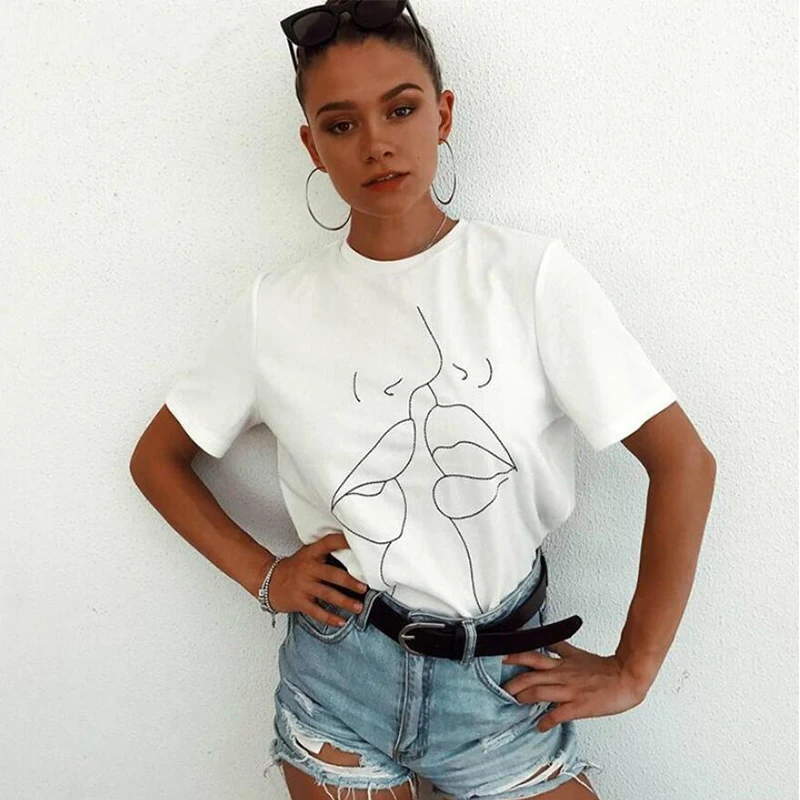2019 New Harajuku Women Tumblr Lips T Shirt Summer Printing T-shirt Womens Short Sleeve Tshirt Female Cotton Tops Tees Shirts
2019 New Harajuku Women Tumblr Lips T Shirt Summer Printing T-shirt Womens Short Sleeve Tshirt Female Cotton Tops Tees Shirts