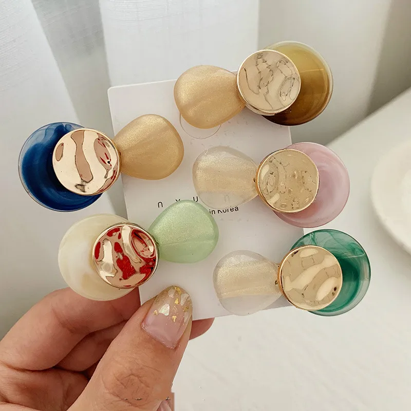 Korea Fashion Acetic Acid Resin Hit Color Hair Clips Geometric Double Round Metal Hairpins Hair Accessories for Women
Korea Fashion Acetic Acid Resin Hit Color Hair Clips Geometric Double Round Metal Hairpins Hair Accessories for Women