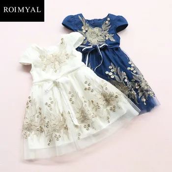 Roimyal Wholesale 2017 New Toddler Kids Courtly Vintage Style Embroidery Dress Baby Girls Summer Clothing Free Shipping
Roimyal Wholesale 2017 New Toddler Kids Courtly Vintage Style Embroidery Dress Baby Girls Summer Clothing Free Shipping