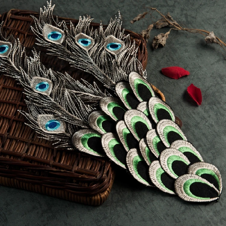 Exquisite Embroidered DIY Clothing Lace Patch Gorgeous Colorful Peacock Tail Feather Wings Dresses Material Classic Appliques
Exquisite Embroidered DIY Clothing Lace Patch Gorgeous Colorful Peacock Tail Feather Wings Dresses Material Classic Appliques