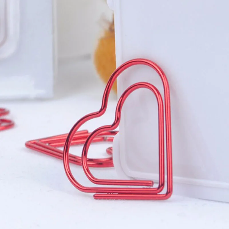 12pcs/box Red Heart Shaped Clip Metal Paper Clips Bookmark Pin Karea Stationery Cinnamon Office Accessories Memo Clips
12pcs/box Red Heart Shaped Clip Metal Paper Clips Bookmark Pin Karea Stationery Cinnamon Office Accessories Memo Clips