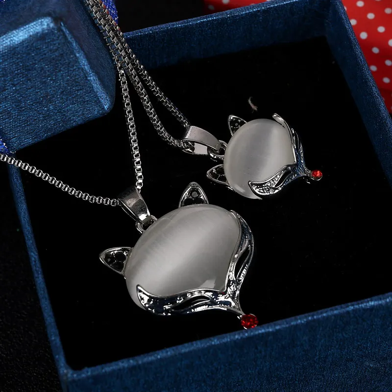 Zircon Long Necklace for Women Fashion Opal Stone Silver Plated Chain Maxi Necklaces & Pendants 2 Fox Statement Collier Jewelry
Zircon Long Necklace for Women Fashion Opal Stone Silver Plated Chain Maxi Necklaces & Pendants 2 Fox Statement Collier Jewelry