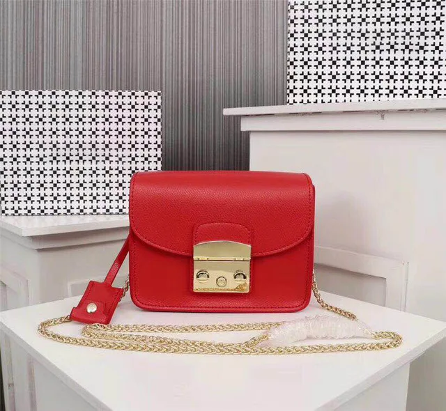 2019 Luxury Handbags Women Shoulder Bags Designer flap Crossbody Bags High Quality Small Summer Side Bags for Ladies
2019 Luxury Handbags Women Shoulder Bags Designer flap Crossbody Bags High Quality Small Summer Side Bags for Ladies