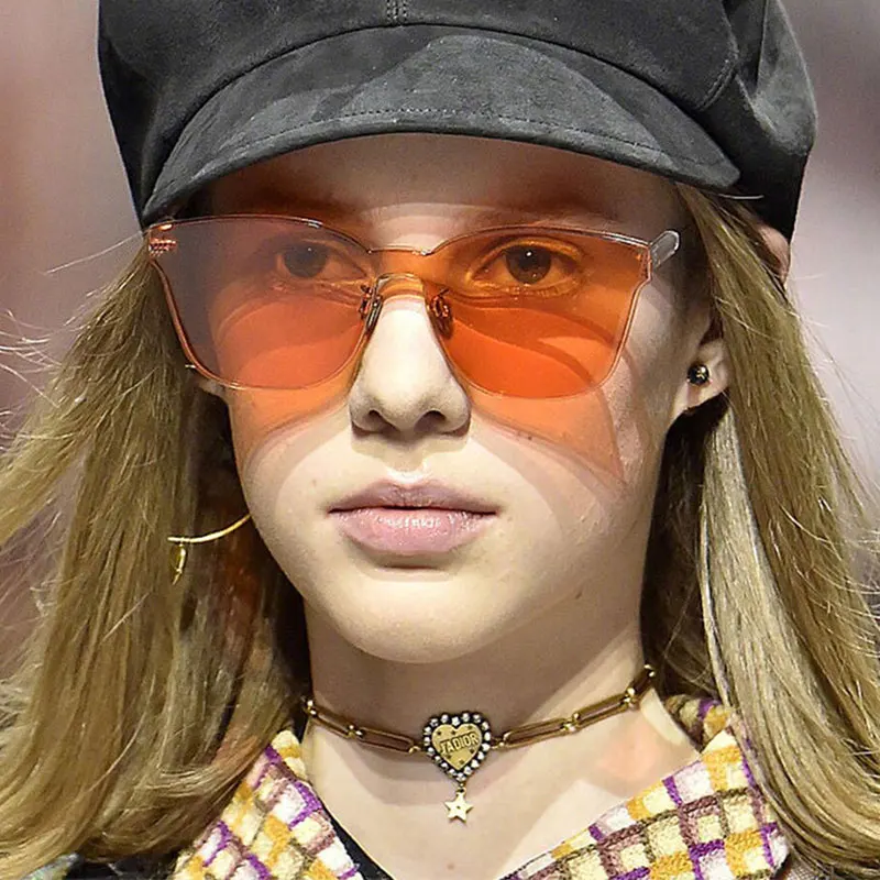 New Fashion cute sexy retro Sunglasses Women Luxury Brand Designer Flat Top Decorative Sun glasses Eyewear Candy Color UV400
New Fashion cute sexy retro Sunglasses Women Luxury Brand Designer Flat Top Decorative Sun glasses Eyewear Candy Color UV400