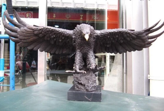 Elegant old S0060 15 Huge Pure Bronze Copper spread the wings Eagle hawk falcon Art sculpture statue (A0322) A0403
Elegant old S0060 15 Huge Pure Bronze Copper spread the wings Eagle hawk falcon Art sculpture statue (A0322) A0403