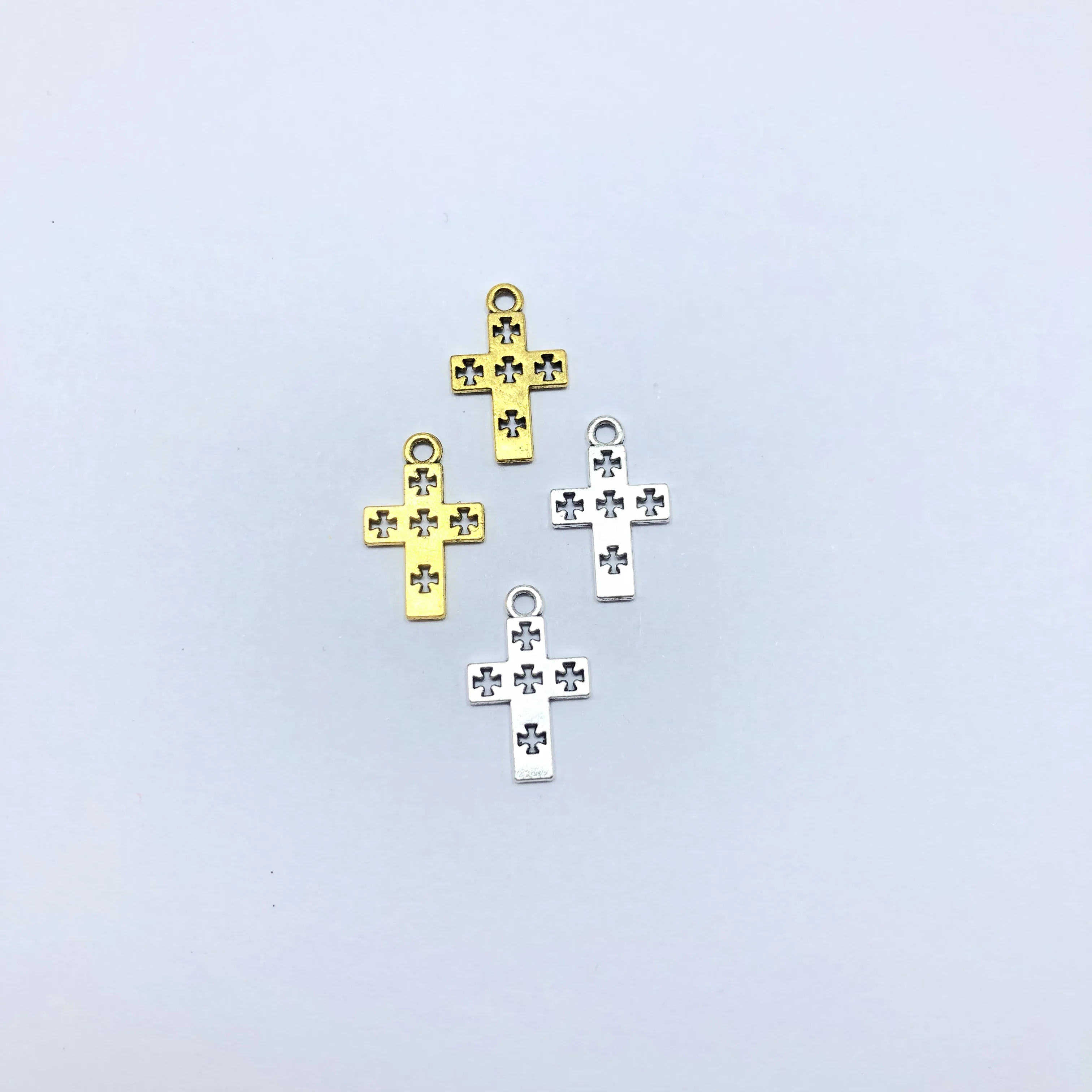 50pcs 11*17mm Pop Christian Openwork Cross Pendant DIY Handmade Bracelet Necklace Jewelry Accessory Accessories
50pcs 11*17mm Pop Christian Openwork Cross Pendant DIY Handmade Bracelet Necklace Jewelry Accessory Accessories