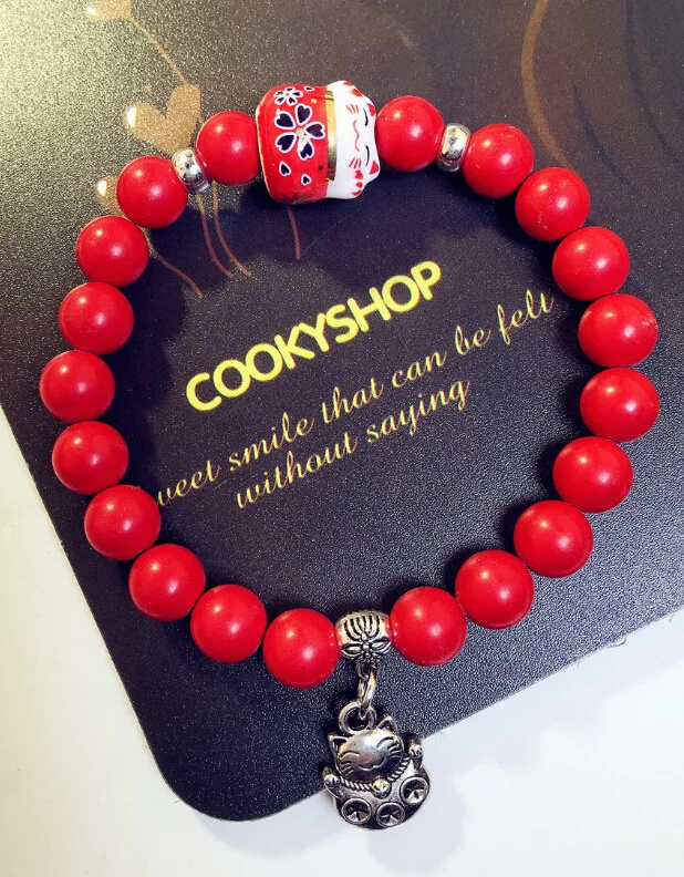 Lucky cat bracelet Bohemian For Women girls Man Helmet Charm Bracelets Imperial Crown Red Black Purple Cute 2019 Fashion Jewelry
Lucky cat bracelet Bohemian For Women girls Man Helmet Charm Bracelets Imperial Crown Red Black Purple Cute 2019 Fashion Jewelry