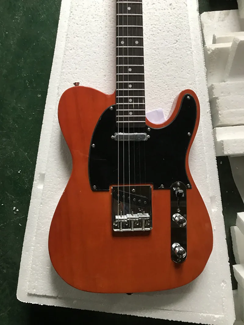 factory outlet 6 chord TL electric guitar Silver fittings quality guarantee free delivery
factory outlet 6 chord TL electric guitar Silver fittings quality guarantee free delivery