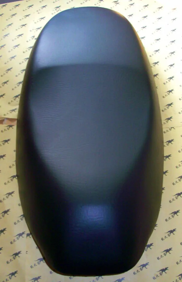 WH100T-A-H/100/GCC Motorcycle Seat Assy Motorbike Black Seat Cover Retro Cushion Metal Bottom
WH100T-A-H/100/GCC Motorcycle Seat Assy Motorbike Black Seat Cover Retro Cushion Metal Bottom