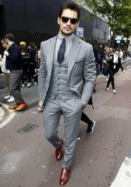 2019 Grey Men Tailor Made Suits Men Fashion Slim Fit Business Suits Male Wedding Grooming Best GroomsMan Suits Terno Masculino 
2019 Grey Men Tailor Made Suits Men Fashion Slim Fit Business Suits Male Wedding Grooming Best GroomsMan Suits Terno Masculino