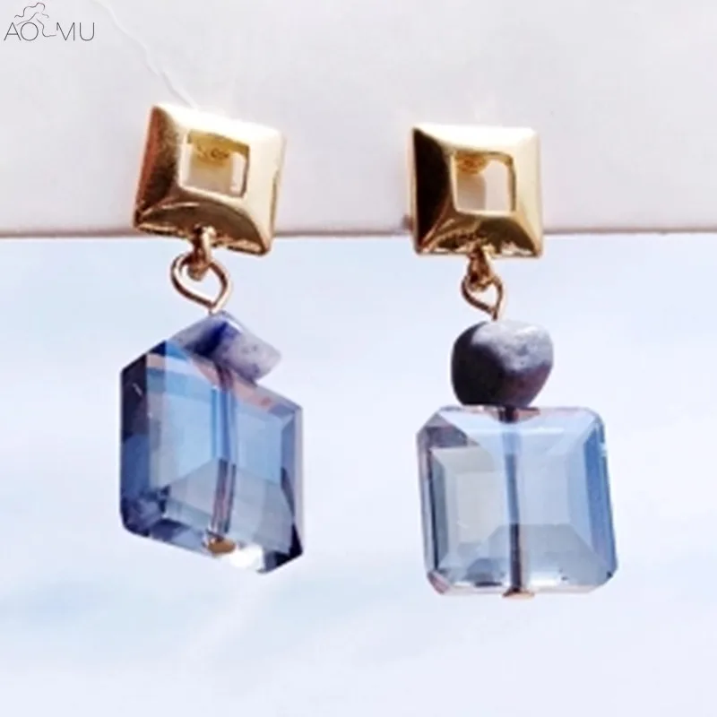 AOMU Japan Korea Fashion Cool Summer Crystal Earrings Geometric Square Transparent Drop Earrings for Women Earrings Jewelry
AOMU Japan Korea Fashion Cool Summer Crystal Earrings Geometric Square Transparent Drop Earrings for Women Earrings Jewelry