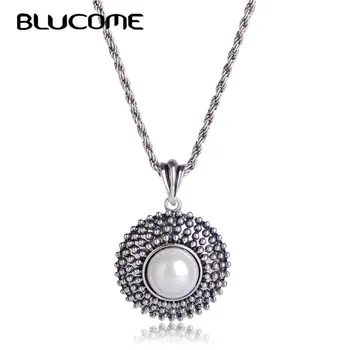 Blucome Vintage Style Round Necklace Pendant Antique Gold Color Chain Simulated Pearl Neck Accessories Women Lady Party Bijoux
Blucome Vintage Style Round Necklace Pendant Antique Gold Color Chain Simulated Pearl Neck Accessories Women Lady Party Bijoux