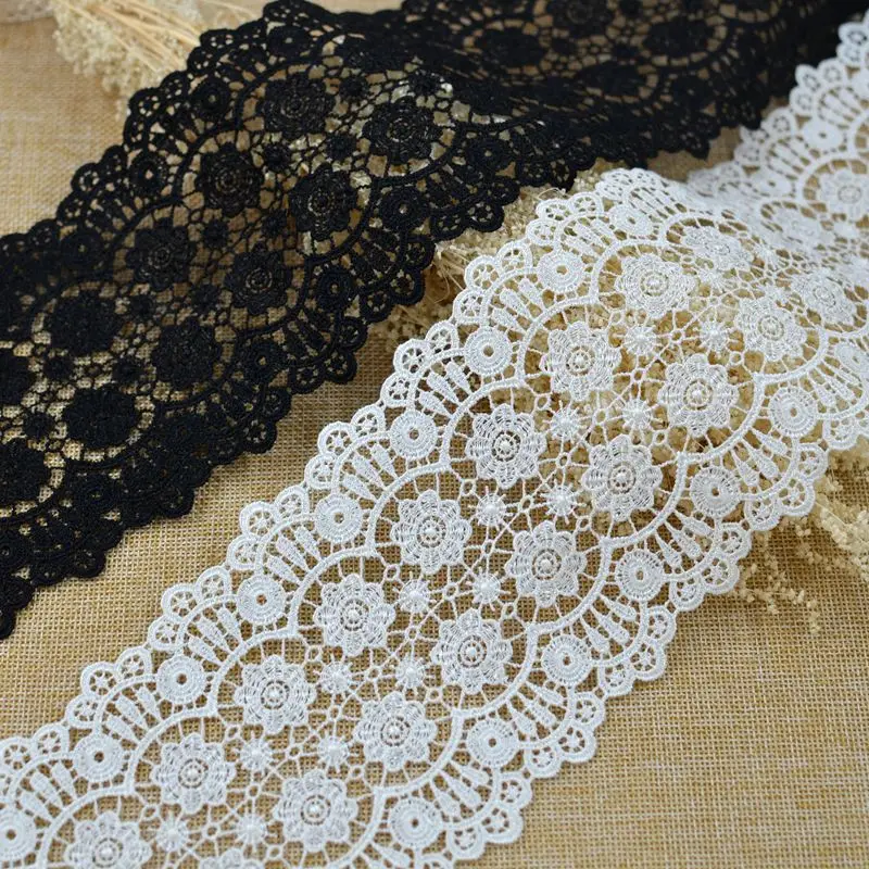 Free Shipping 5M X 10cm Width Black/white Lace Trims Lace Applique Party Deco Embellishment Craft DIY Craft
Free Shipping 5M X 10cm Width Black/white Lace Trims Lace Applique Party Deco Embellishment Craft DIY Craft
