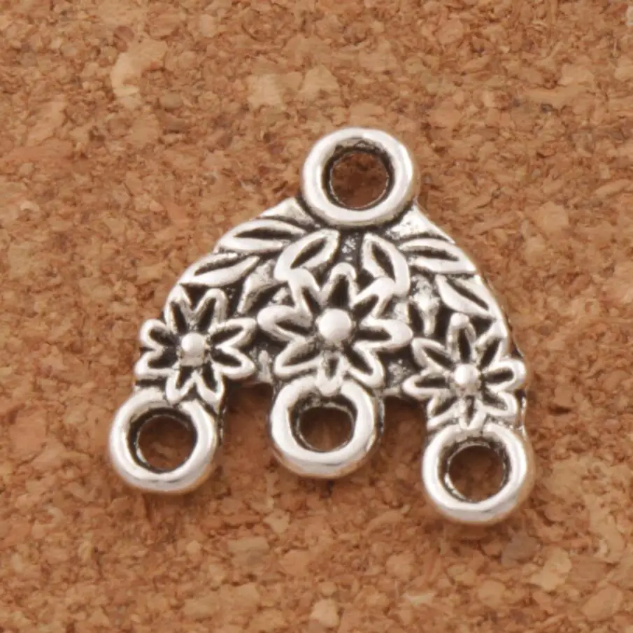 30pcs 15.5x15.8 mm Antique Silver Triangle Daisy Leaves Charm 3-Strand Spacer End Connecor Fit Tassel Earrings Jewelry DIY L1241
30pcs 15.5x15.8 mm Antique Silver Triangle Daisy Leaves Charm 3-Strand Spacer End Connecor Fit Tassel Earrings Jewelry DIY L1241