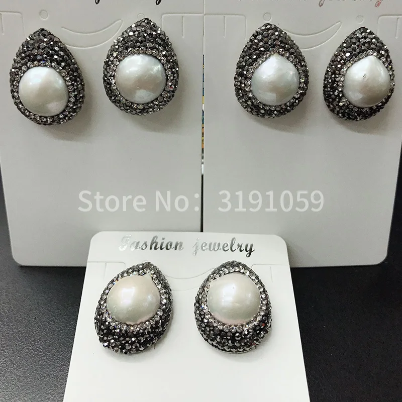 Natural freshwater pearl earnailing female in the European and American fashion in 2018, simple and unique personality
Natural freshwater pearl earnailing female in the European and American fashion in 2018, simple and unique personality
