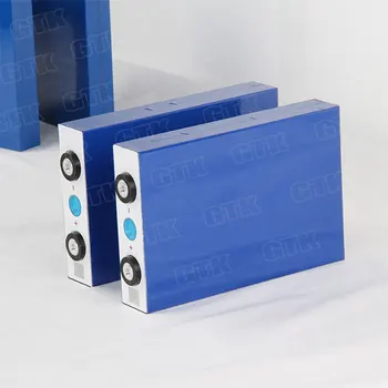 8pcs 3.2v lifepo4 battery 3.2v 90Ah 105Ah lithium battery large capacity 3C discharge for diy12V solar energy storage RV battery 
8pcs 3.2v lifepo4 battery 3.2v 90Ah 105Ah lithium battery large capacity 3C discharge for diy12V solar energy storage RV battery