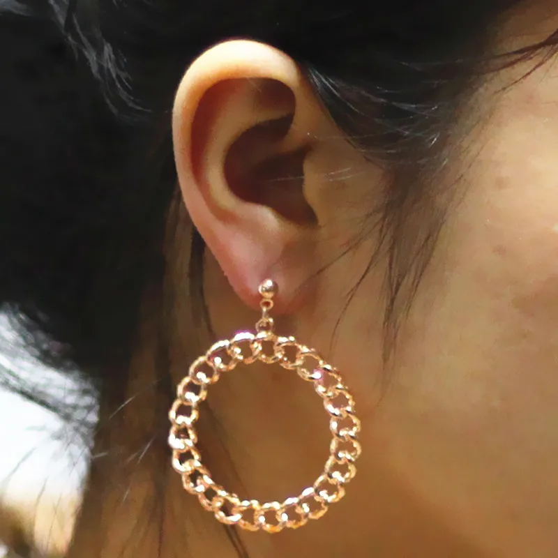 Hot Sale Hoop Earrings Big Smooth Circle Earrings Basketball Brincos Celebrity Brand Loop Earrings for Women Jewelry e0124
Hot Sale Hoop Earrings Big Smooth Circle Earrings Basketball Brincos Celebrity Brand Loop Earrings for Women Jewelry e0124