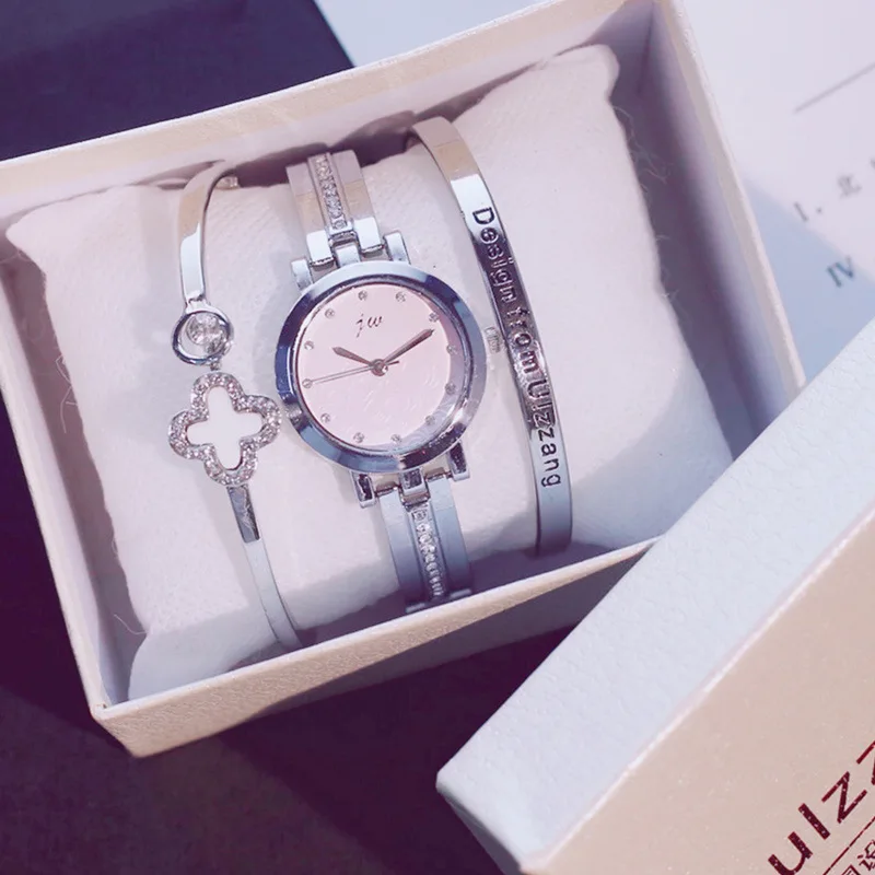 Women Watches Round Dial Hot Sale Gold Plate Watch Stainless Steel Quartz Hour Female Wrist watches elegant mujer hot relojes
Women Watches Round Dial Hot Sale Gold Plate Watch Stainless Steel Quartz Hour Female Wrist watches elegant mujer hot relojes