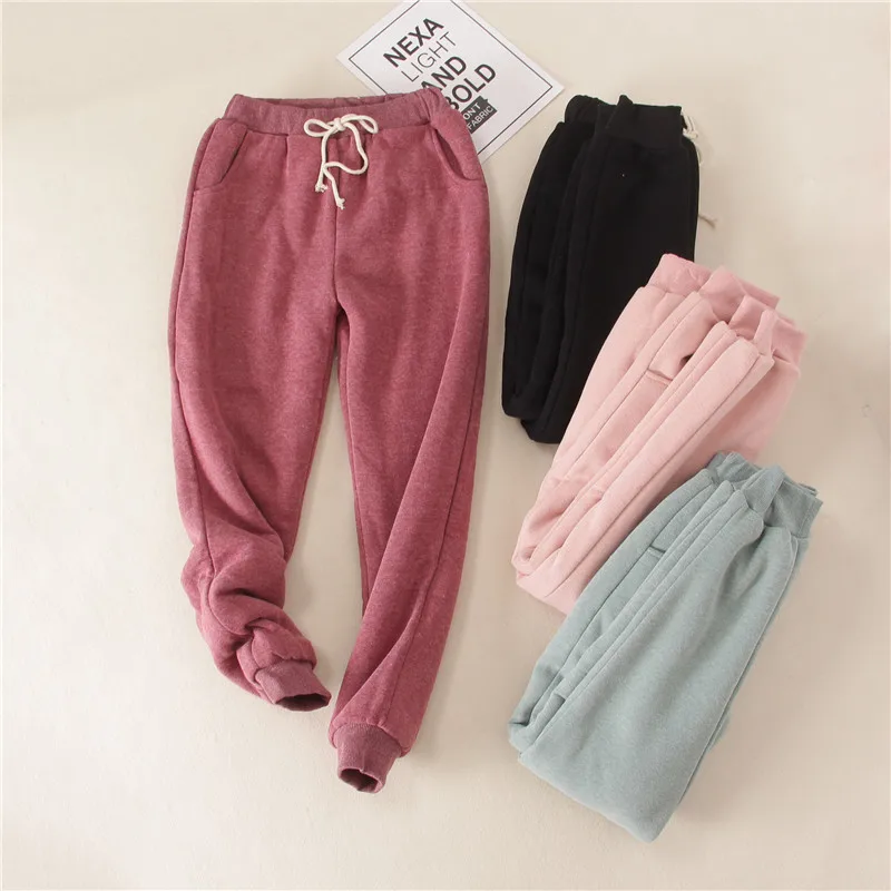 Winter Womens Cashmere Sweatpants Women's Plus Velvet Warm Pants Autumn Ladies Loose Thickening Slim Student Thicken Trousers
Winter Womens Cashmere Sweatpants Women's Plus Velvet Warm Pants Autumn Ladies Loose Thickening Slim Student Thicken Trousers