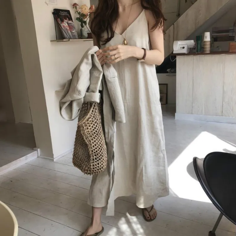 Summer Loose Sleeveless Dress Women Casual Cotton Linen Spaghetti Strap V-neck Long Dress
Summer Loose Sleeveless Dress Women Casual Cotton Linen Spaghetti Strap V-neck Long Dress