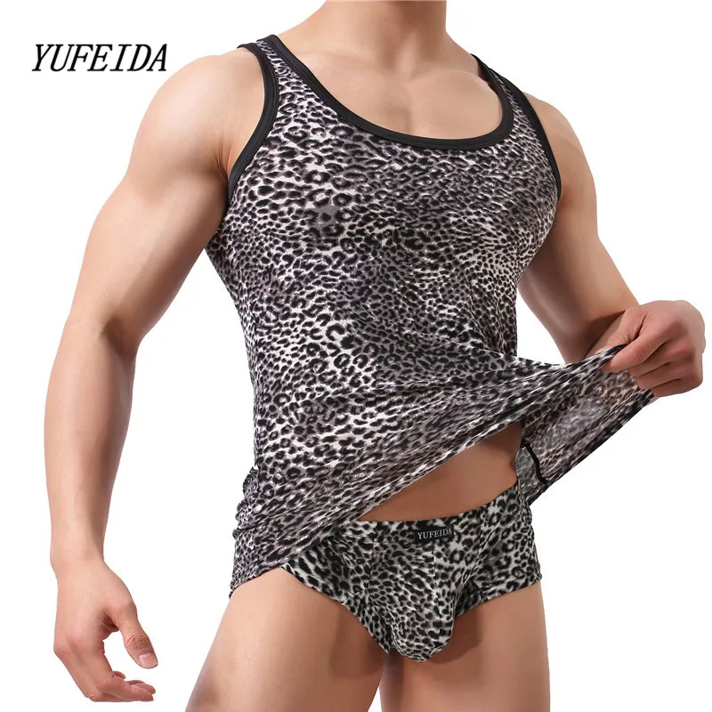 2PCS/Sest Vest & Briefs Mens Shirts Summer Nylon Slim Fit Men Tank Tops Clothing Bodybuilding Undershirt Fitness Tops Vest
2PCS/Sest Vest & Briefs Mens Shirts Summer Nylon Slim Fit Men Tank Tops Clothing Bodybuilding Undershirt Fitness Tops Vest
