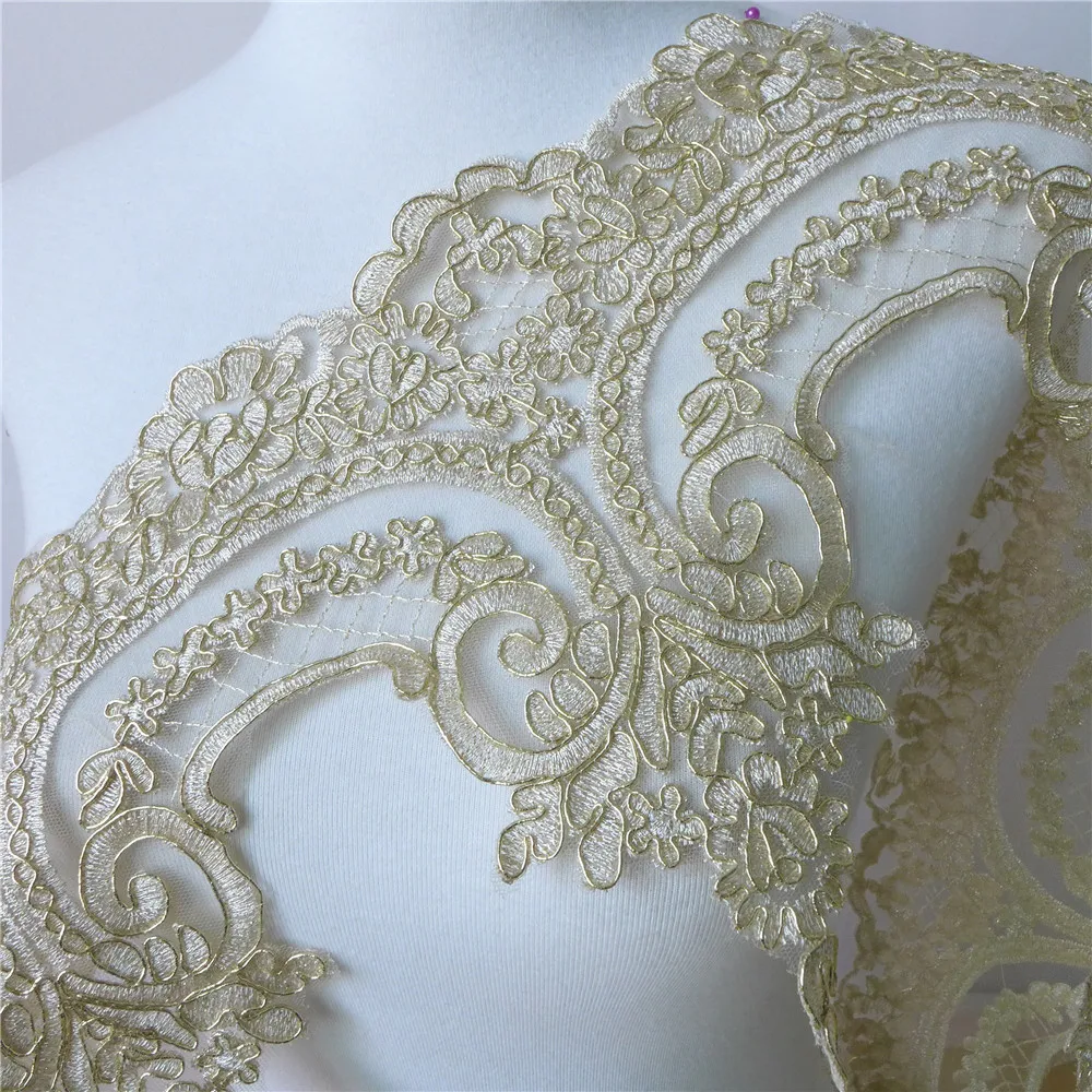 New 5 Yards 21cm Wide Scalloped Corded Gold Thread Grid Mesh Alencon Lace Fabric Trim Bridal Gown Lace Accessories Cloth Fabric
New 5 Yards 21cm Wide Scalloped Corded Gold Thread Grid Mesh Alencon Lace Fabric Trim Bridal Gown Lace Accessories Cloth Fabric