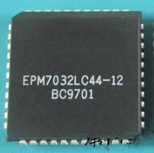 EPM7032LC44-12 EPM7032LC44 PLCC44 Programmable logic Integrated circuit chip 
EPM7032LC44-12 EPM7032LC44 PLCC44 Programmable logic Integrated circuit chip