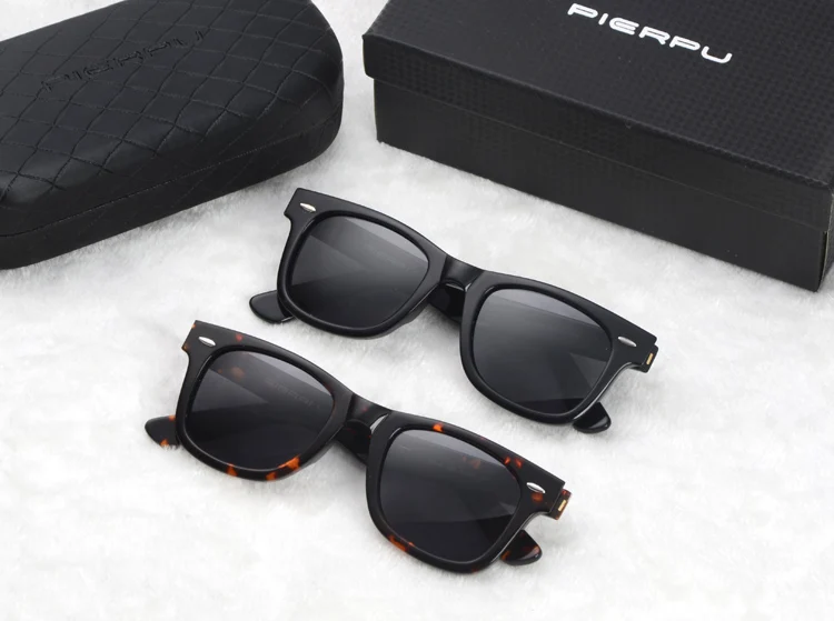 High quality Fashion classic Brand Polarized Sunglasses Men/Women Vintage UV400 Driving Sun Glasses Male/female Oculos de sol
High quality Fashion classic Brand Polarized Sunglasses Men/Women Vintage UV400 Driving Sun Glasses Male/female Oculos de sol