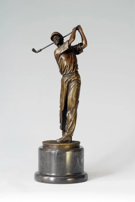 Wholesale Handicrafts Golf Man Player Sculpture Sports Bronze Golfer Figurine en Bronze Souvenirs Gifts EP-028
Wholesale Handicrafts Golf Man Player Sculpture Sports Bronze Golfer Figurine en Bronze Souvenirs Gifts EP-028