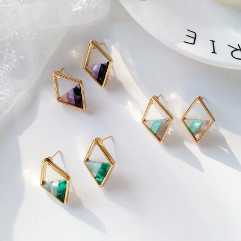 Contracted Lozenge Color Contrast Color Earrings Female Fashion Lady Geometric Hollow Out The Triangle Stud Earrings Earrings
Contracted Lozenge Color Contrast Color Earrings Female Fashion Lady Geometric Hollow Out The Triangle Stud Earrings Earrings