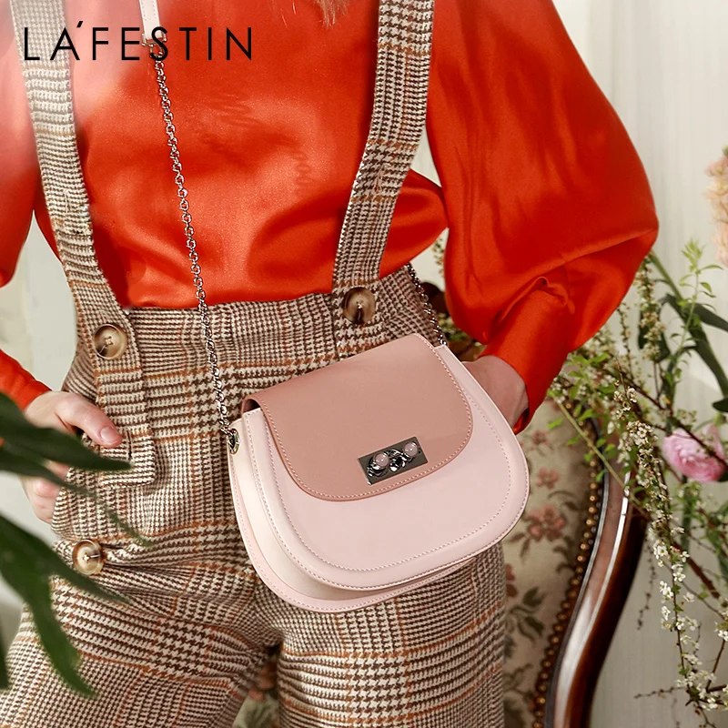 LA FESTIN new women's bag 2019 new fashion wild Messenger bag saddle bags chain shoulder bags female
LA FESTIN new women's bag 2019 new fashion wild Messenger bag saddle bags chain shoulder bags female
