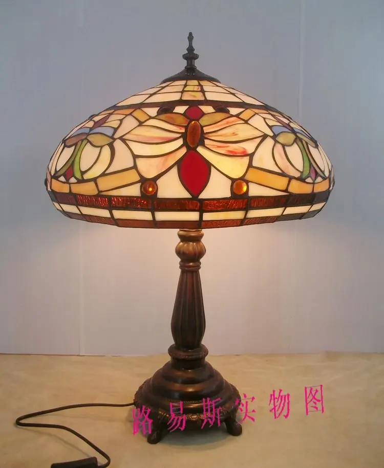 40CM stained glass table lamp Tiffany lamps of Europe, American decorative lighting room bar Office of classical art
40CM stained glass table lamp Tiffany lamps of Europe, American decorative lighting room bar Office of classical art