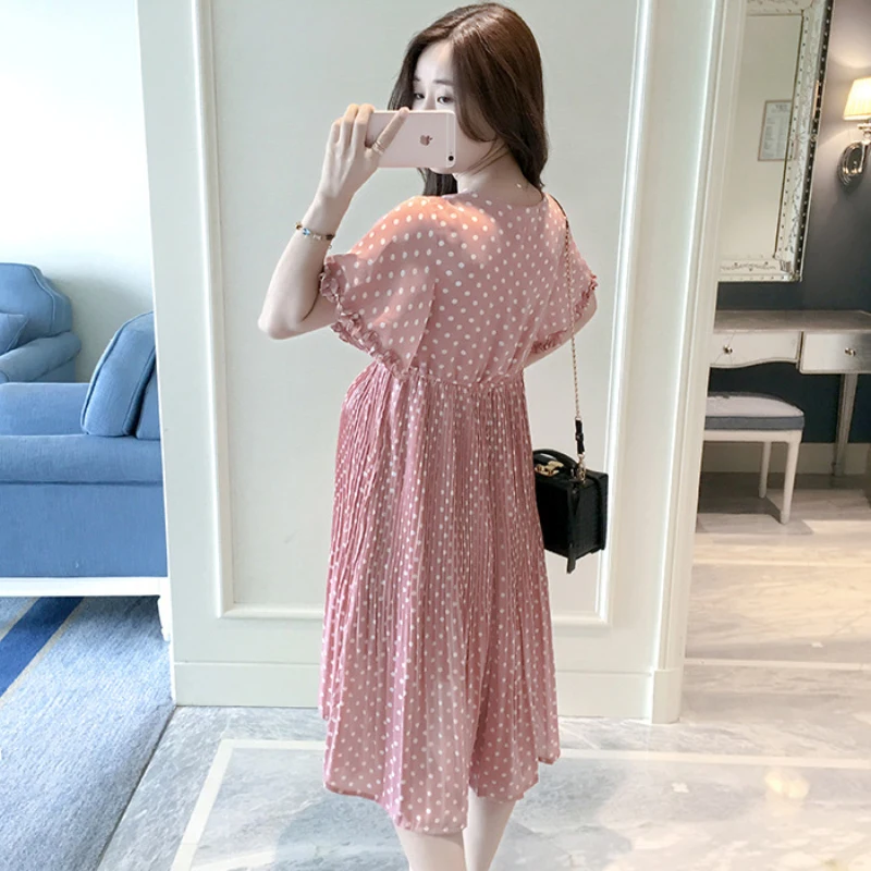 Pregnant Women Midi Pleated Chiffon Dress Pink Polka Dots Summer Pregnancy Clothes Loose Plus Size Maternity Dresses
Pregnant Women Midi Pleated Chiffon Dress Pink Polka Dots Summer Pregnancy Clothes Loose Plus Size Maternity Dresses