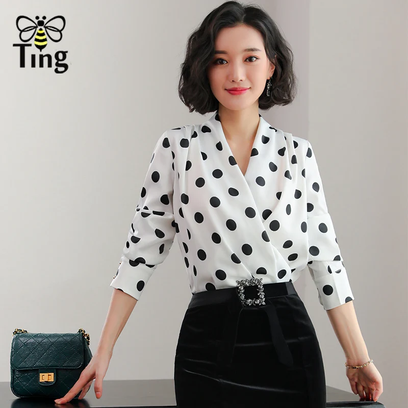 Tingfly Classic Casual Women Shirts Lady Elegant Office Work Blouse V neck Satin Polka Dot Shirt Tops Plus Size 2XL 4 colors
Tingfly Classic Casual Women Shirts Lady Elegant Office Work Blouse V neck Satin Polka Dot Shirt Tops Plus Size 2XL 4 colors