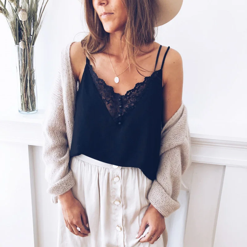 Women Casual Summer Lace Top Off Shoulder Sleeveless Vest Ladies Loose Tank V-Neck debardeur femme Female camisa feminina
Women Casual Summer Lace Top Off Shoulder Sleeveless Vest Ladies Loose Tank V-Neck debardeur femme Female camisa feminina