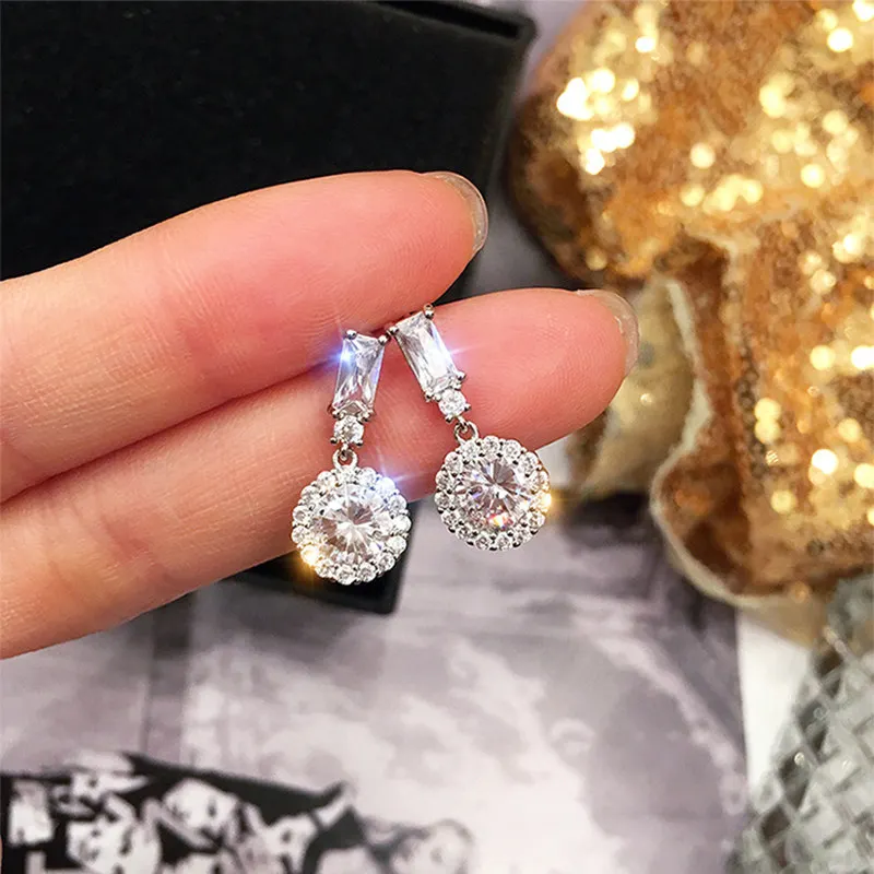1 Pair Fashion Round Crystal Drop Earrings for Women Shiny Statement Earings Silver Party Earring Fashion Jewelry Accessories
1 Pair Fashion Round Crystal Drop Earrings for Women Shiny Statement Earings Silver Party Earring Fashion Jewelry Accessories