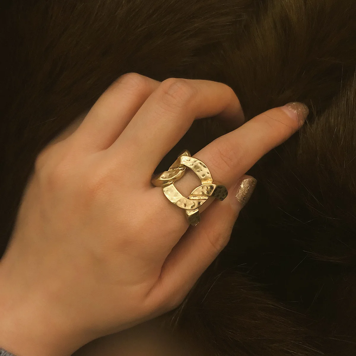 2019 Exaggerated Vintage Heavy Metal Irregular Distorted Cross Geometric Women Ring Hip Hop Finger Accessories Fashion Jewelry
2019 Exaggerated Vintage Heavy Metal Irregular Distorted Cross Geometric Women Ring Hip Hop Finger Accessories Fashion Jewelry