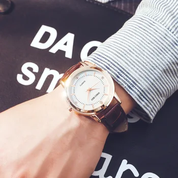 Pare Of Watches Leather Lover's Watch Simple Elegant Roman Numers Waterproof Couple Watch Gifts For Men Women Clock Montre Homme
Pare Of Watches Leather Lover's Watch Simple Elegant Roman Numers Waterproof Couple Watch Gifts For Men Women Clock Montre Homme