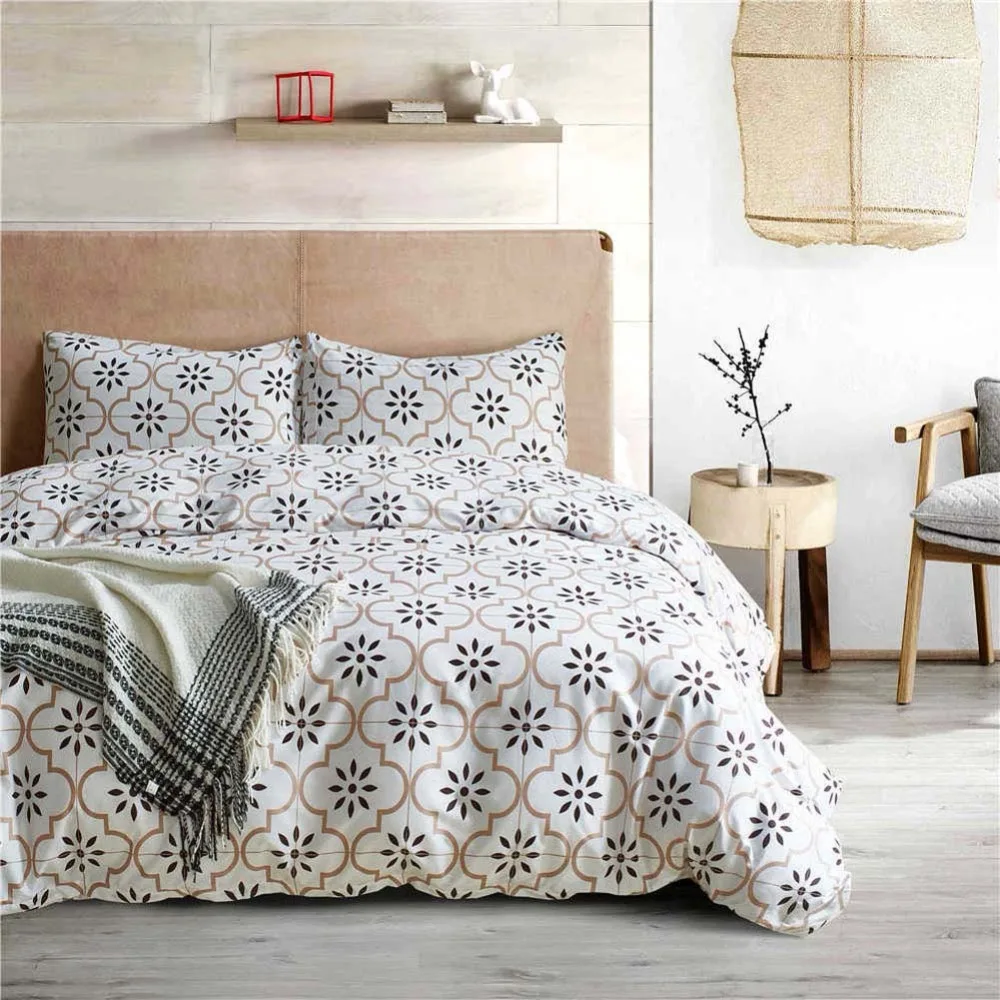 Geometric Pattern Polyester Bedding Sets Regular Printed Duvet Cover Set Pillowcases Twin Queen King Size Bed Linen Bedclothes
Geometric Pattern Polyester Bedding Sets Regular Printed Duvet Cover Set Pillowcases Twin Queen King Size Bed Linen Bedclothes