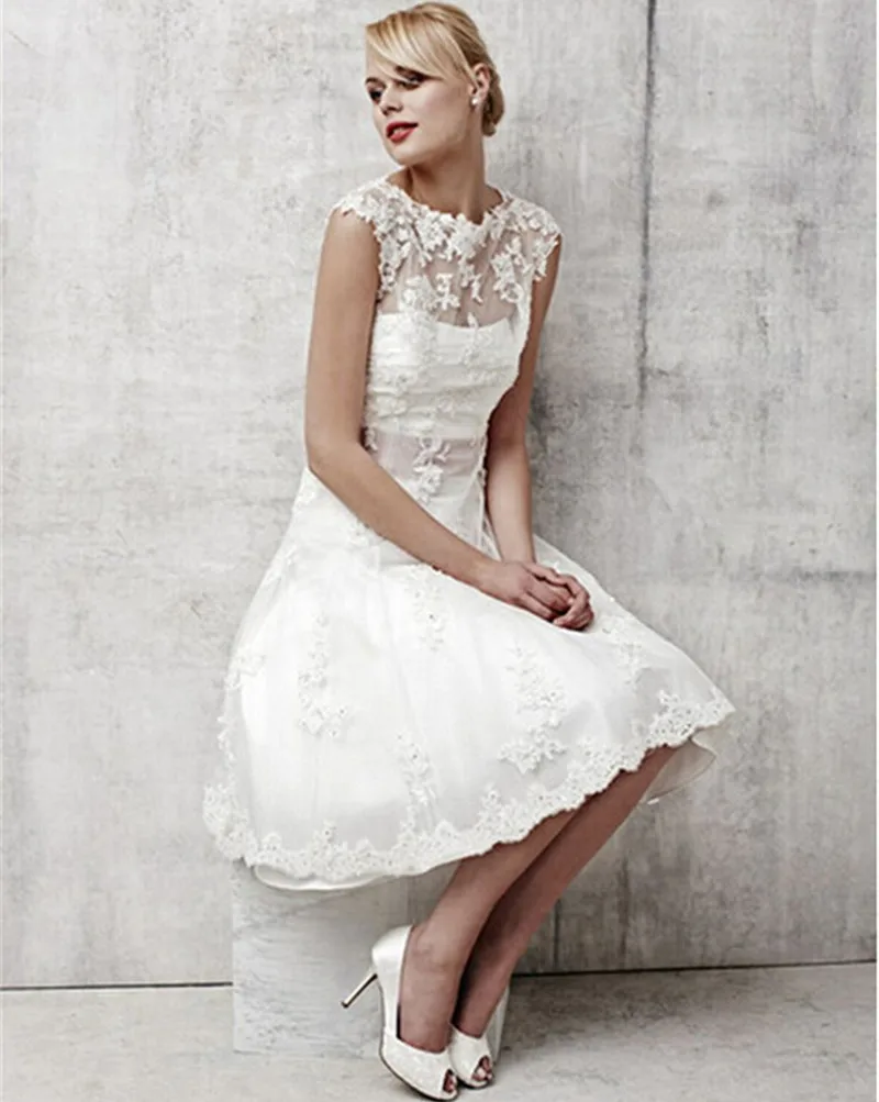 Vintage White Lace Bridal Dresses Short Wedding Dress 2015 Elegant Knee Length Wedding Gowns Robe De Mariage Vestido Noiva Curto
Vintage White Lace Bridal Dresses Short Wedding Dress 2015 Elegant Knee Length Wedding Gowns Robe De Mariage Vestido Noiva Curto