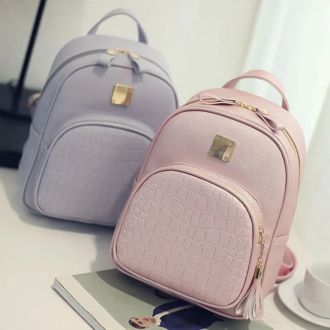 female Leather Shoulder Bag Women Backpacks Crocodile Pattern Small Backpack Embossed School Bags For Girls 2019 new
female Leather Shoulder Bag Women Backpacks Crocodile Pattern Small Backpack Embossed School Bags For Girls 2019 new