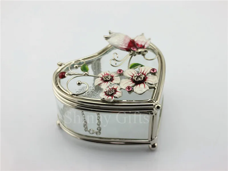 New Heart Shape Glass Jewelry Box Wedding Jewelry Glass Storage Box Glass Gift Box Butterfly Trinket Box
New Heart Shape Glass Jewelry Box Wedding Jewelry Glass Storage Box Glass Gift Box Butterfly Trinket Box