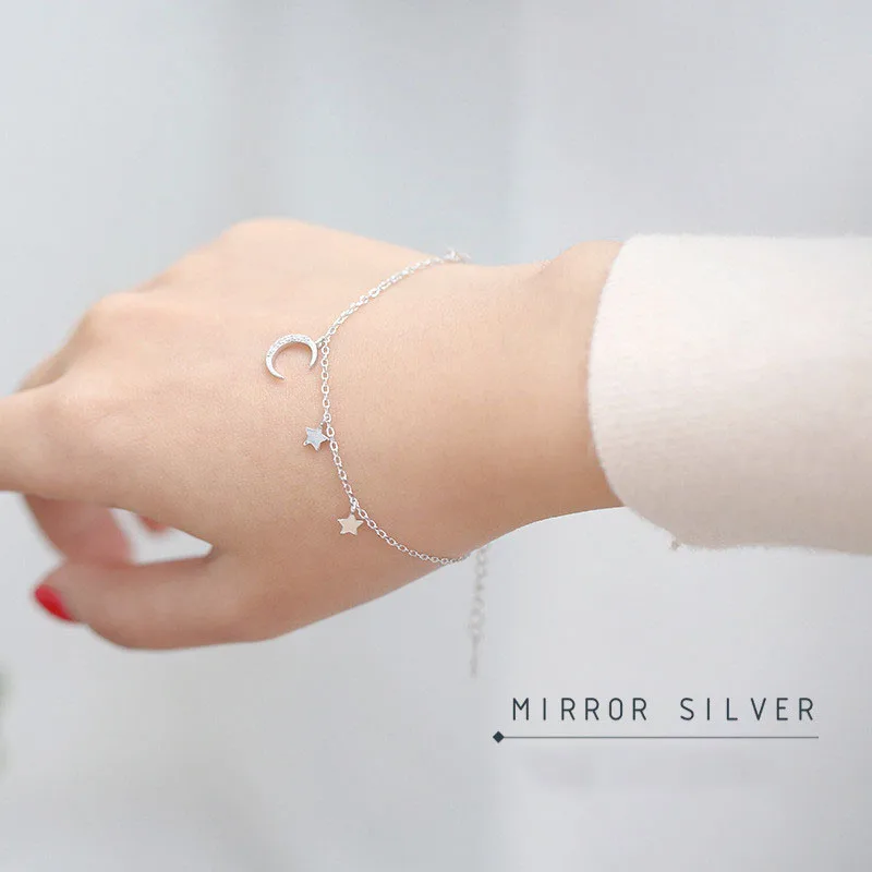 Fashion Mini Simple style Moon Star Pendant Silver Color Bracelet For Women Girls Cute Bangles Jewelry Birthday Gifts
Fashion Mini Simple style Moon Star Pendant Silver Color Bracelet For Women Girls Cute Bangles Jewelry Birthday Gifts