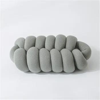 Creative knotted cushions Nordic simple solid color knot pillow core comfortable sleep cute home decoration cushions 45*25*15
Creative knotted cushions Nordic simple solid color knot pillow core comfortable sleep cute home decoration cushions 45*25*15