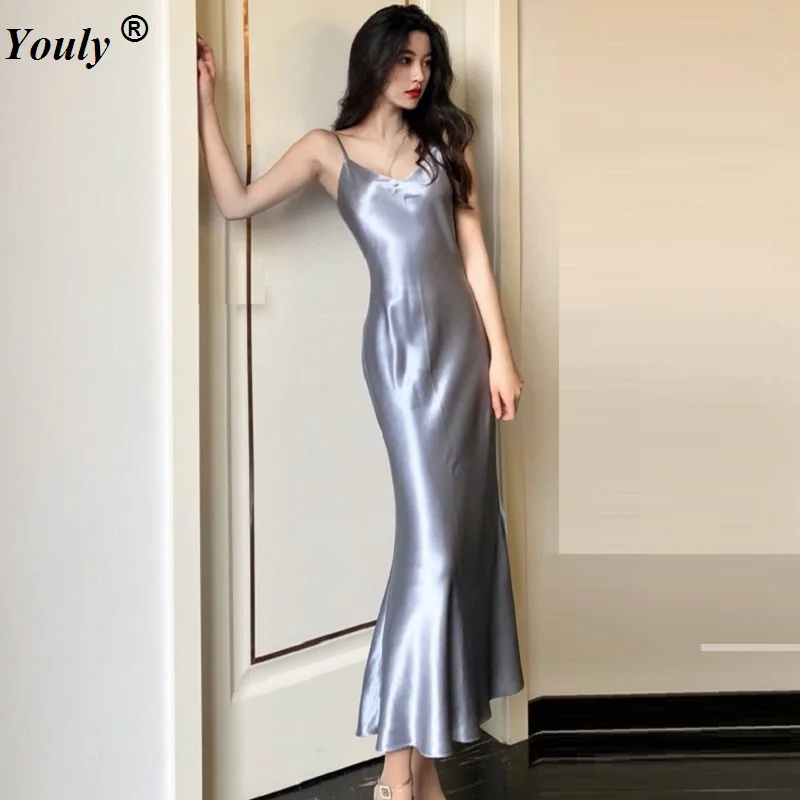Sexy Spaghetti Strap Backless Summer Dress Women Satin Slim Lace Up Trumpet Long Dress Elegant Bodycon Party Dresses Vestidos
Sexy Spaghetti Strap Backless Summer Dress Women Satin Slim Lace Up Trumpet Long Dress Elegant Bodycon Party Dresses Vestidos