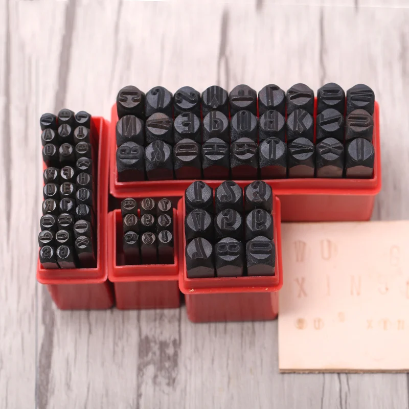 Letter Alphabet Punch Tool Leather Letters Number Digital Tools craft Stamp Carving Cowhide DIY Leatherwear printing Box
Letter Alphabet Punch Tool Leather Letters Number Digital Tools craft Stamp Carving Cowhide DIY Leatherwear printing Box